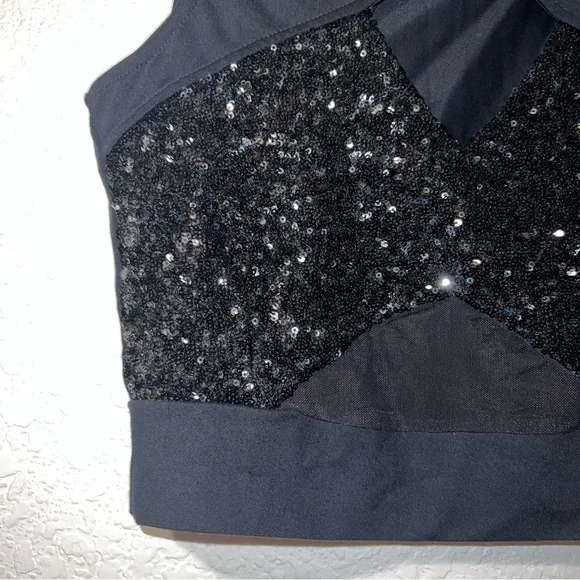 Bebe sequin cutout crop top - Picture 3 of 7